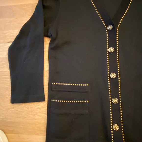 Cathy Daniels Womens Classic  Black Cardigan w Gold Buttons & Detailing / Size S - Picture 10 of 13
